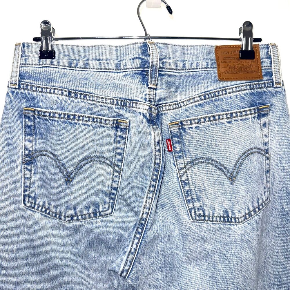 Levi's Wedgie Straight Jean In Acid Wash 29 - Picture 4 of 9